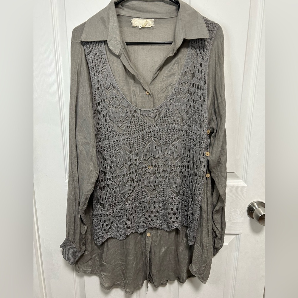 A'Reve Charcoal Lace Women's Blouse